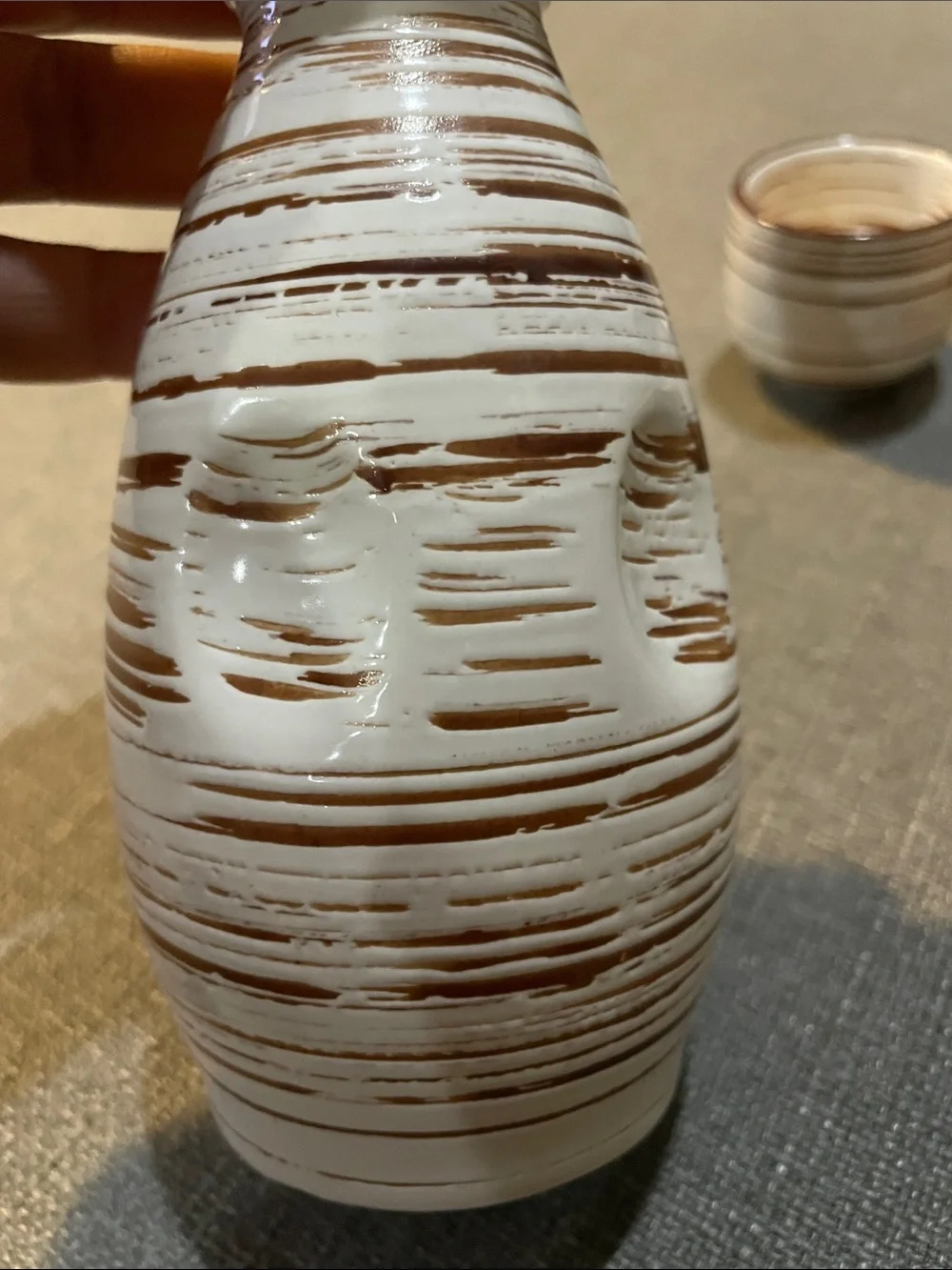 Pier 1 Imports vintage Ivory Brown Sushi & Sake Set Carafe 4 Sake Cups